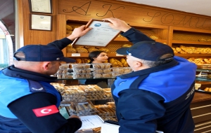  AVCILAR’DA RAMAZAN HAZIRLIKLARI TAMAMLANDI, DAYANIŞMA SAHAYA YANSIDI