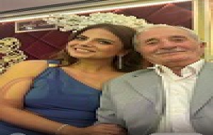  Sanatçı Zeynep Bulutlu’nun babası hayatını kaybetti.